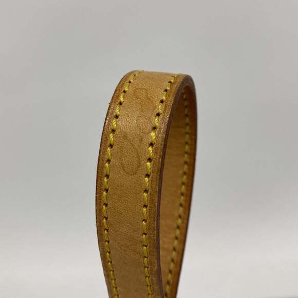 LOUIS VUITTON Brown Monogram Shoulder Bag - Picture 10 of 12